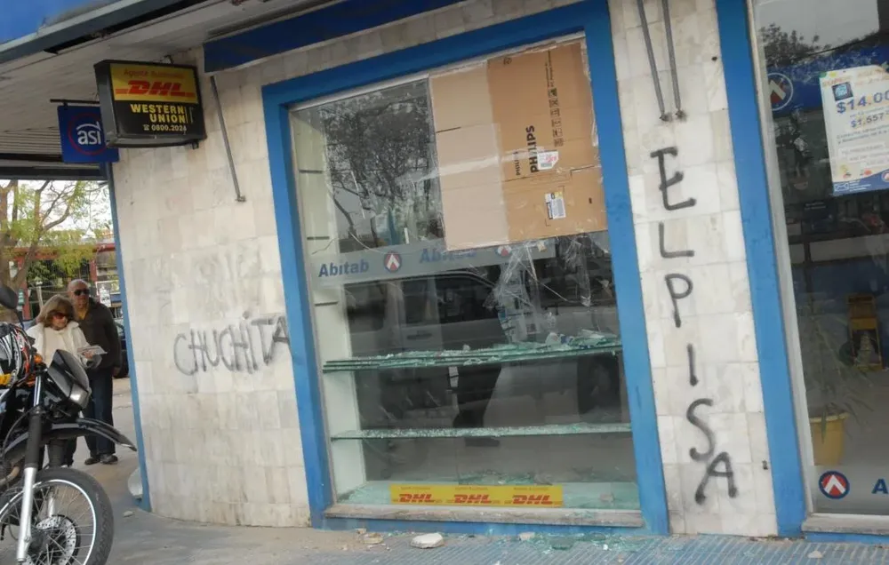 Local de Abitab después de un incidente