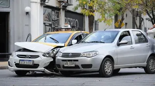 Los chapistas están desbordados porque no tienen repuestos para avanzar con las reparaciones.