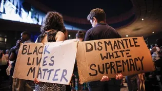 El término woke se remonta décadas atrás en los Estados Unidos, pero volvió a tomar relevancia junto al movimiento Black Lives Matter