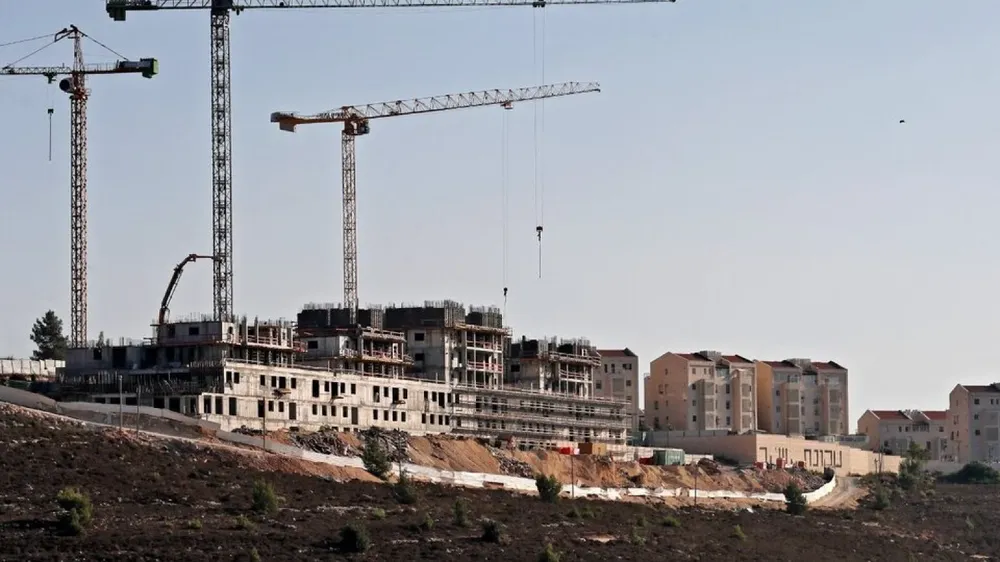 Según el Ministerio de Construcción y Vivienda, los trabajadores llegarían desde China, Moldavia, India y Sri Lanka.