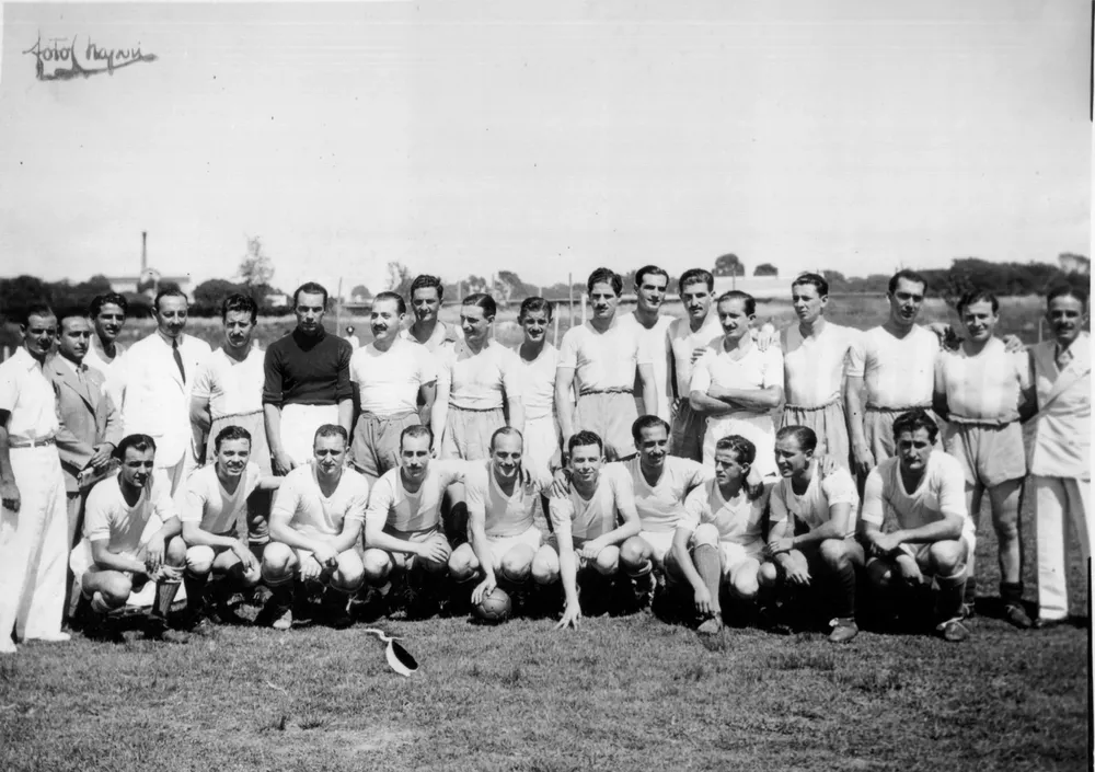 Los 100 años del Club Banco República