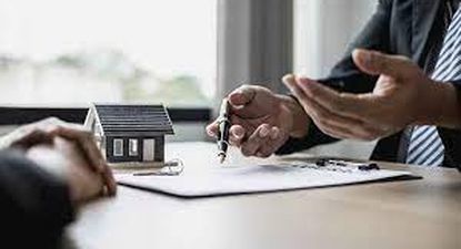 Mercado inmobiliario: a siete meses de la promulgación de la ley de operadores, reclaman su reglamentación