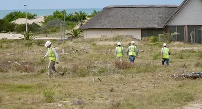 Obreros comienzan las obras en el predio de Punta del Este