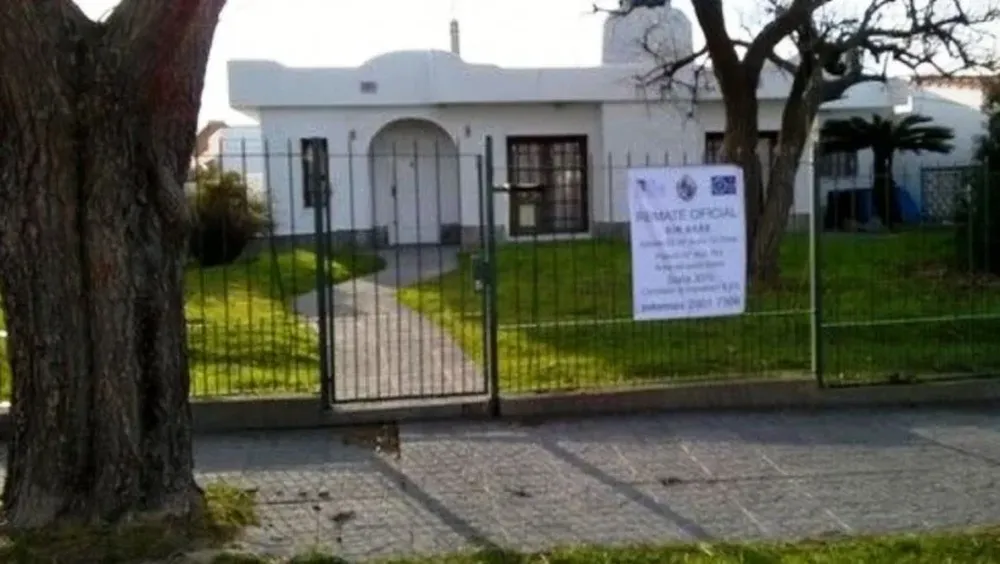 Todos los bienes serán subastados sin base y al mejor postor