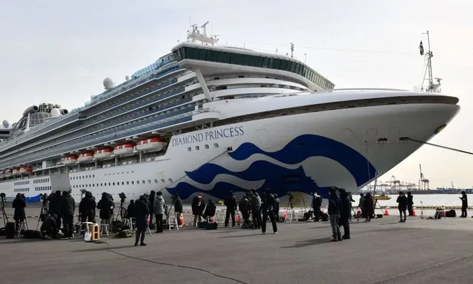 Coronavirus: un argentino infectado en crucero japonés en cuarentena es el primero de América Latina