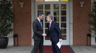 El presidente español, Pedro Sánchez y el líder del Partido Popular, Alberto Núñez Feijóo.