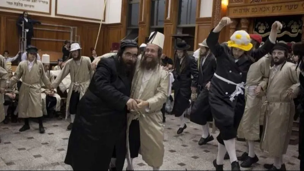 Los judíos celebran la Fiesta de Purim