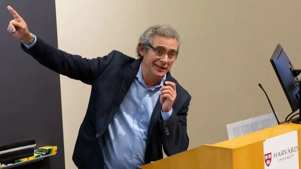 Alejandro de la Fuente, historiador