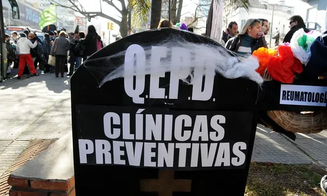 Funcionarios de Salud amenazan ocupar 11 hospitales