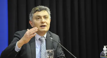 Director de la Oficina de Planeamiento y Presupuesto (OPP), Isaac Alfie.