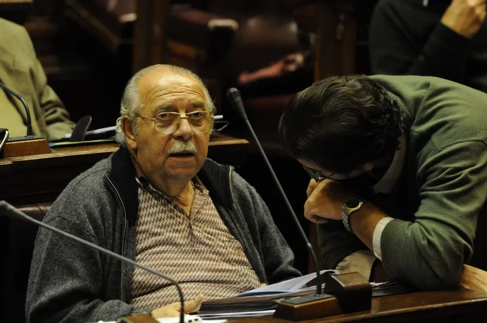 Diputado del FA Víctor Semproni