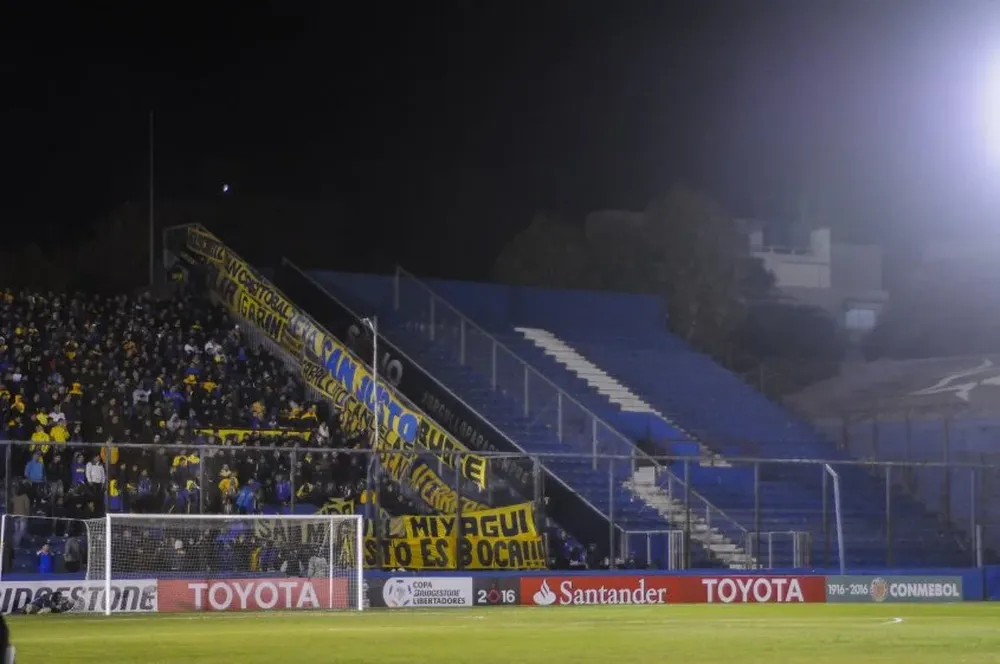 Nacional instaló en el Parque Central un vallado ciego que separa a la hinchada visitante de la local en la tribuna Scarone
