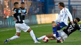 Nacional y Cerro se enfrentarán en el Estadio Centenario el sábado Nacional y Cerro se enfrentarán en el Estadio Centenario el sábado