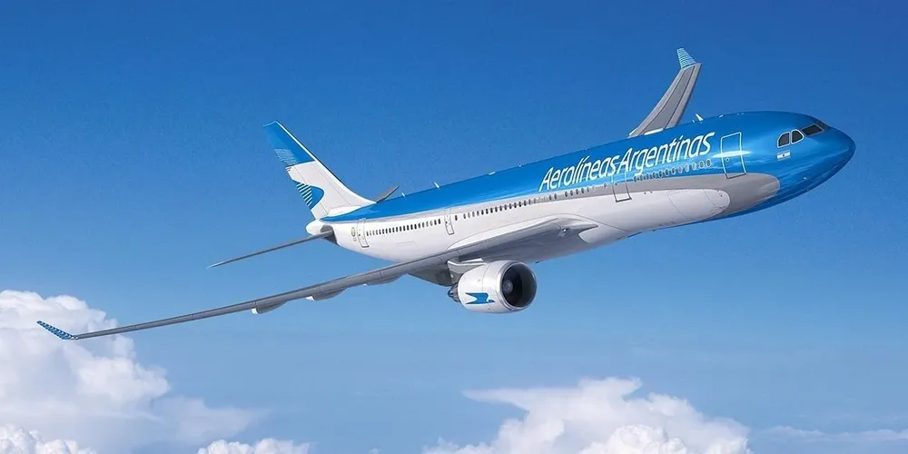 El gobierno redujo en un 40% la estructura gerencial de Aerolíneas Argentinas