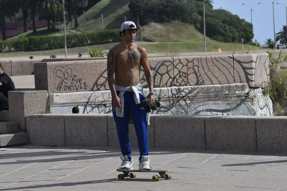 Inumet señala en su cuenta de Twitter que la ola de calor, a partir del viernes 10, se podrá extender a otras zonas del territorio, más allá del noroeste y suroeste.