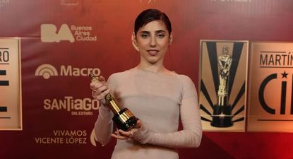 zoe hochbaum tras su exito en los martin fierro de cine y series: el reconocimiento me sorprendio y lo valoro mucho