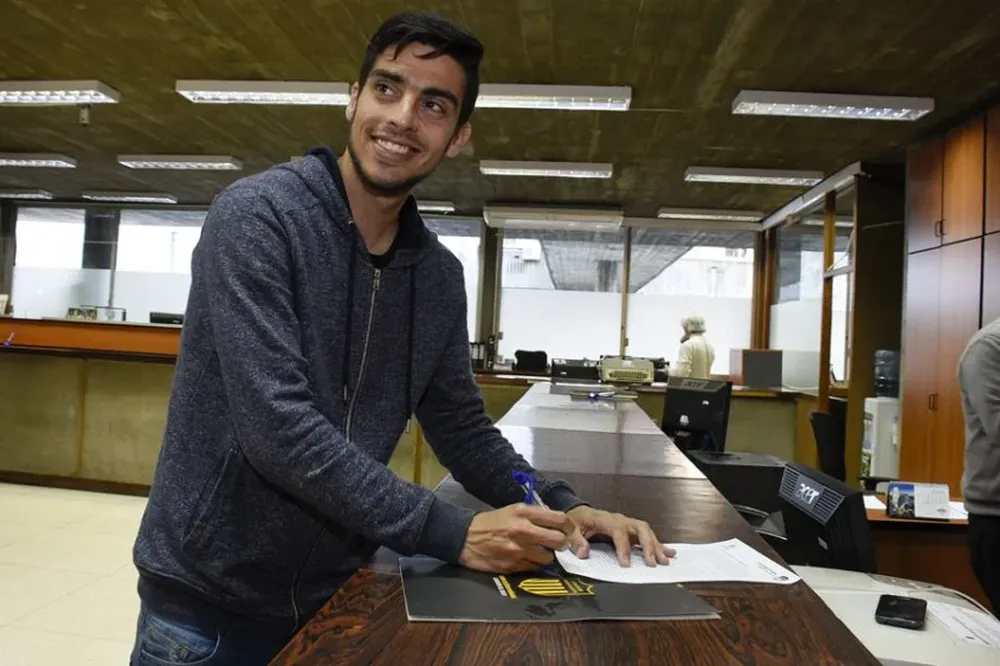 Gastón Rodríguez puso la firma en la AUF