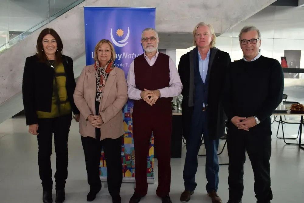 Hiara Rodríguez, Liliam Kechichián, Benjamín Liberoff, Martin Fontaina y Carlos Faggeti