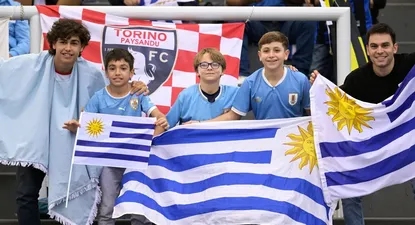 Los hinchas de Uruguay este jueves en La Plata