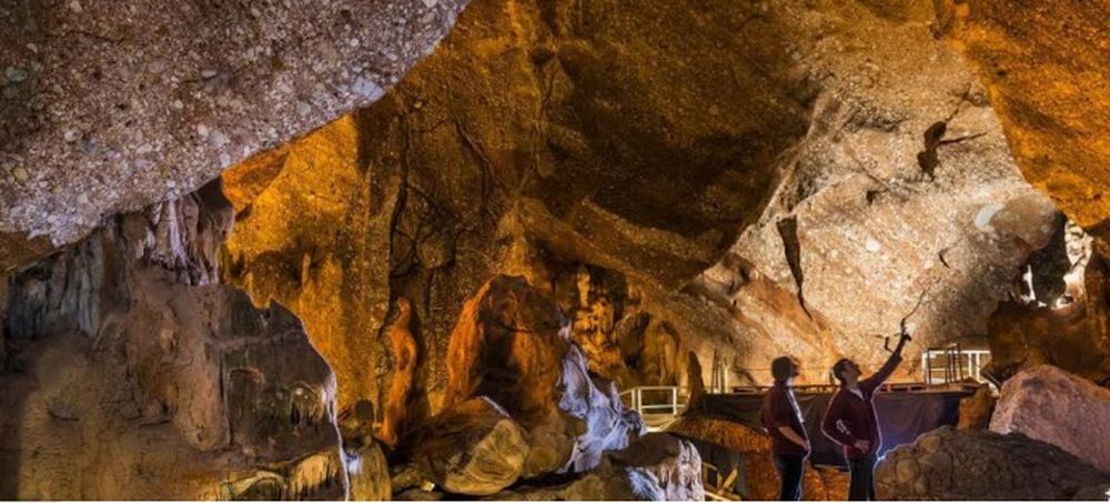 Las cuevas de salnitre de Collbato.