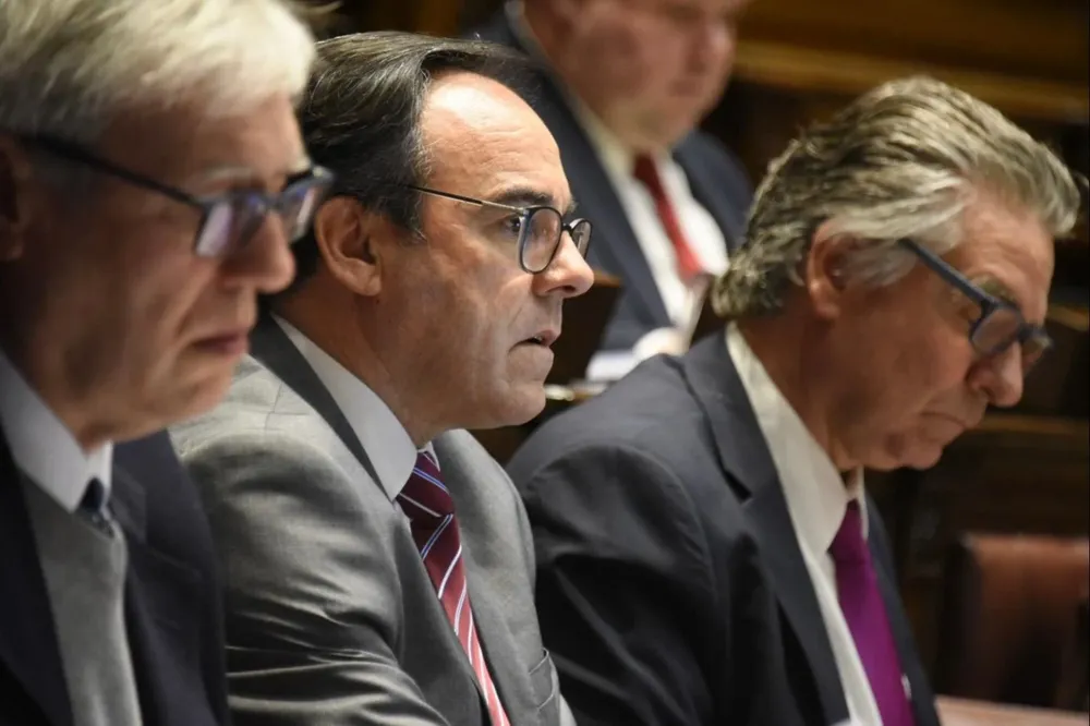 Raúl Montero, de OSE, y Robert Bouvier y Gerardo Amarilla, del Ministerio de Ambiente, en la interpelación de este jueves