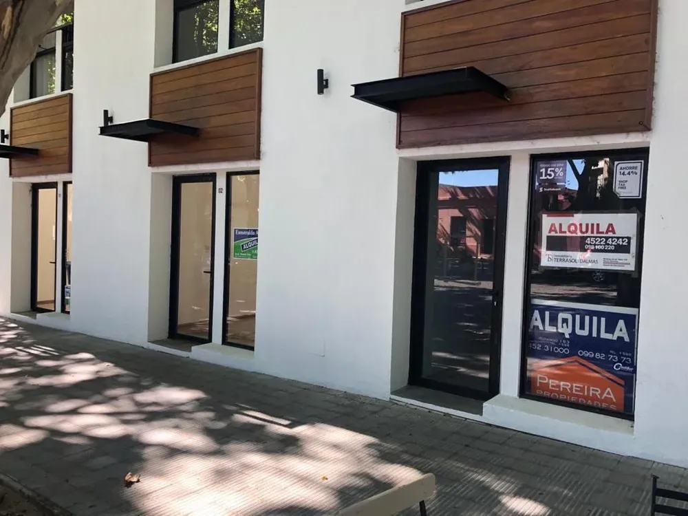 Alquiler---Venta-Locales-comerciales-de-Colonia-(1).webp