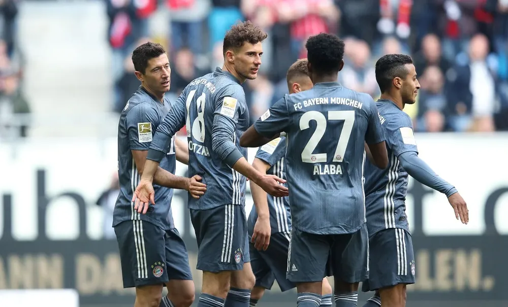 Bayern Múnich ganó en Dusseldorf y camina hacia una nueva Bundelisga