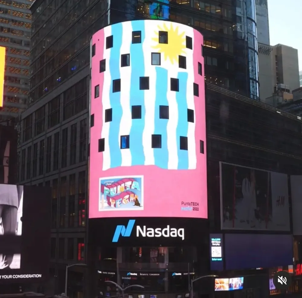 La pantalla de Nasdaq presentó a Uruguay, en el marco de Punta Tech