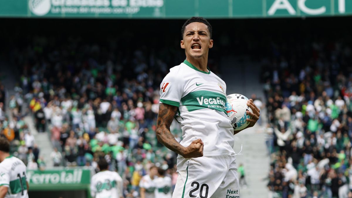 Álvaro Rodríguez volvió a anotar un gol tras más de tres meses en el empate entre Elche y Alavés por LaLiga de España: mirá el gol del uruguayo