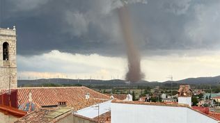 En plena ola de calor, un tornado sorprendió a los vecinos de El Toro