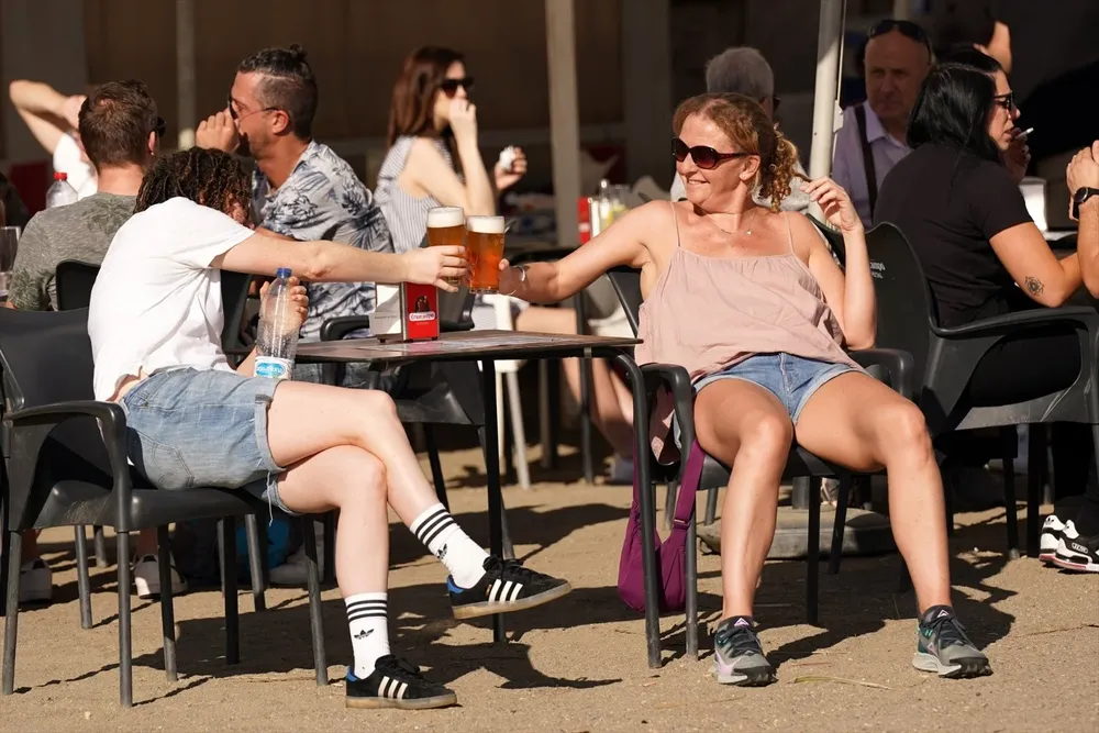 Las temperaturas suben en toda España hasta 15ºC más de lo normal.