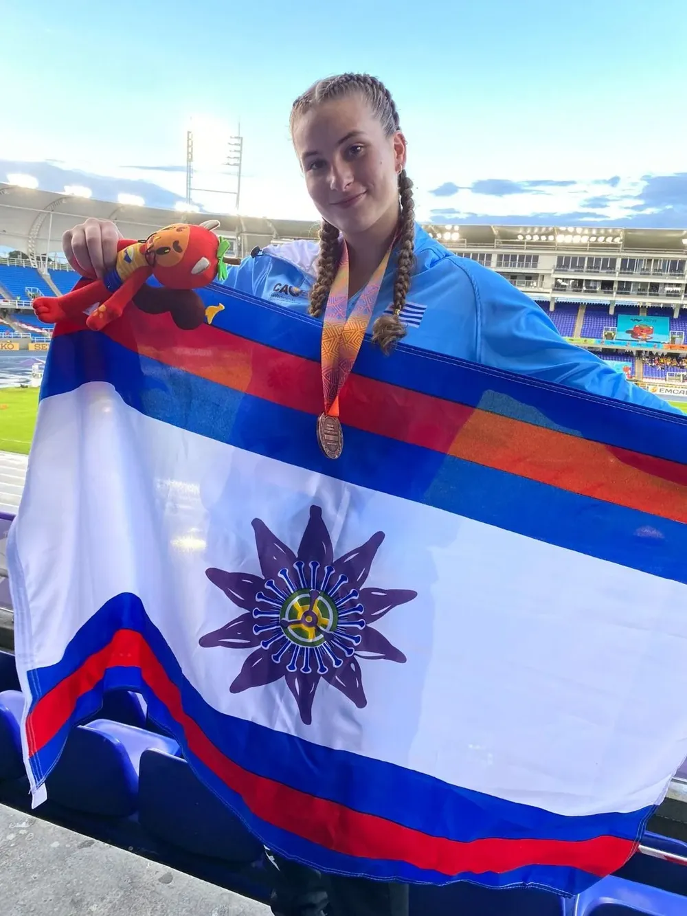 Paysandú, la mascota y el bronce: combo completo