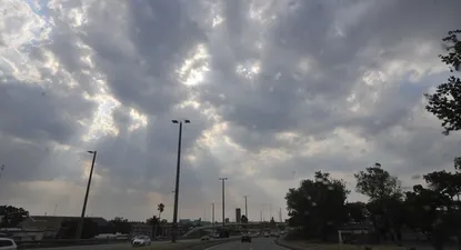 Se espera un día nublado y caluroso en Montevideo, con algunas lluvias