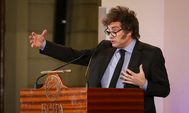 Según los datos, el apoyo al Gobierno volvió a caer en abril