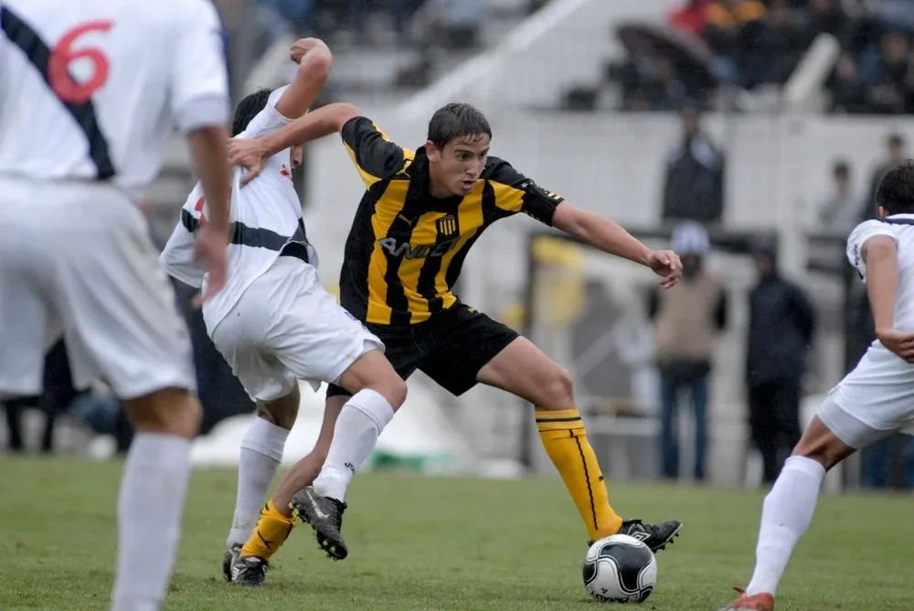 Gastón Ramírez tiene todo acordado para el regreso a Peñarol