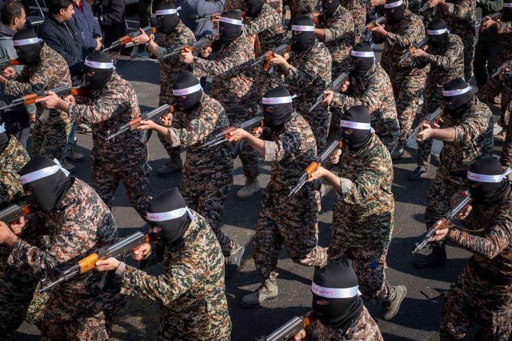 El Cuerpo de la Guardia Revolucionaria Islámica opera la "flota mosquito" de Irán.