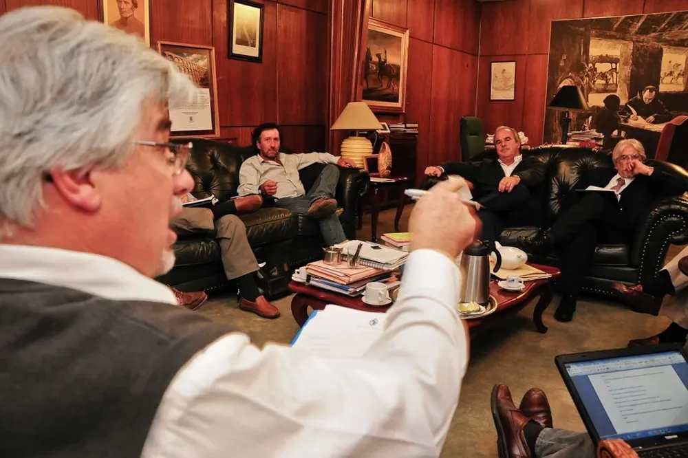 Aguerre repasó con las gremiales ruralistas los principales temas de su gestión.