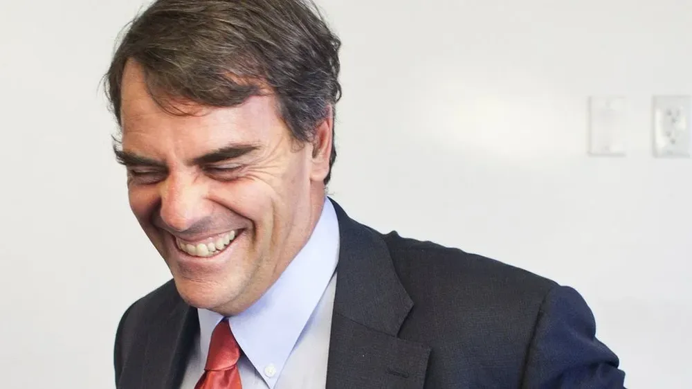 Tim Draper es californiano, multimillonario y uno de los principales defensores del bitcoin.
