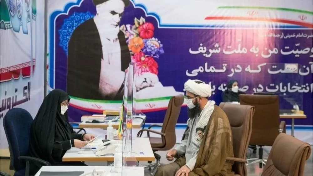 Las sanciones económicas al país suponen un mayor agravio para la economía nacional