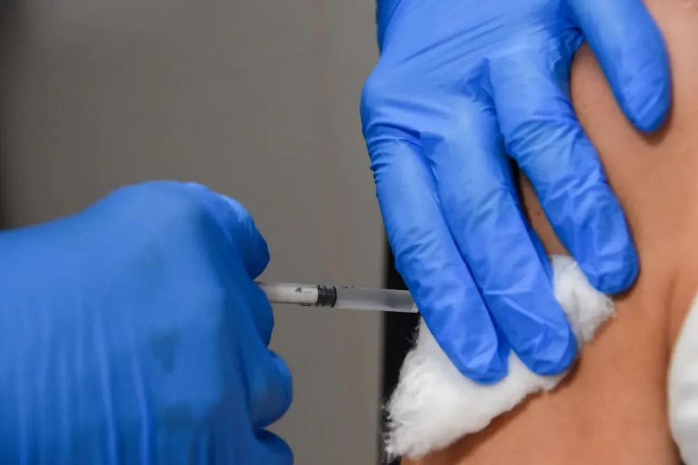 Vacunación contra el covid-19 en el Antel Arena