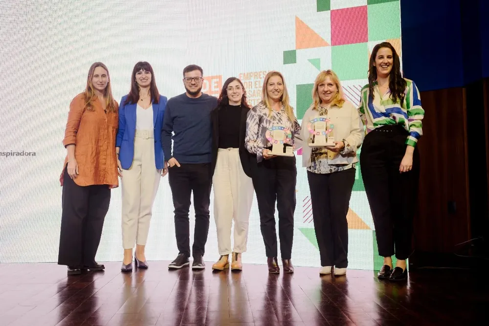 María Dabezies, Stefania Yapor, Rodrigo Acuña, Gimena Cano, Sandra Conde, Norma Moll, Carolina Devoto
