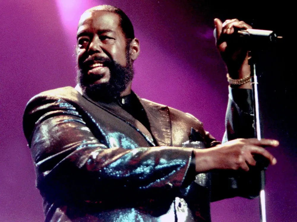 La voz grave del cantante de soul Barry White fue tomada como referencia por los investigadores