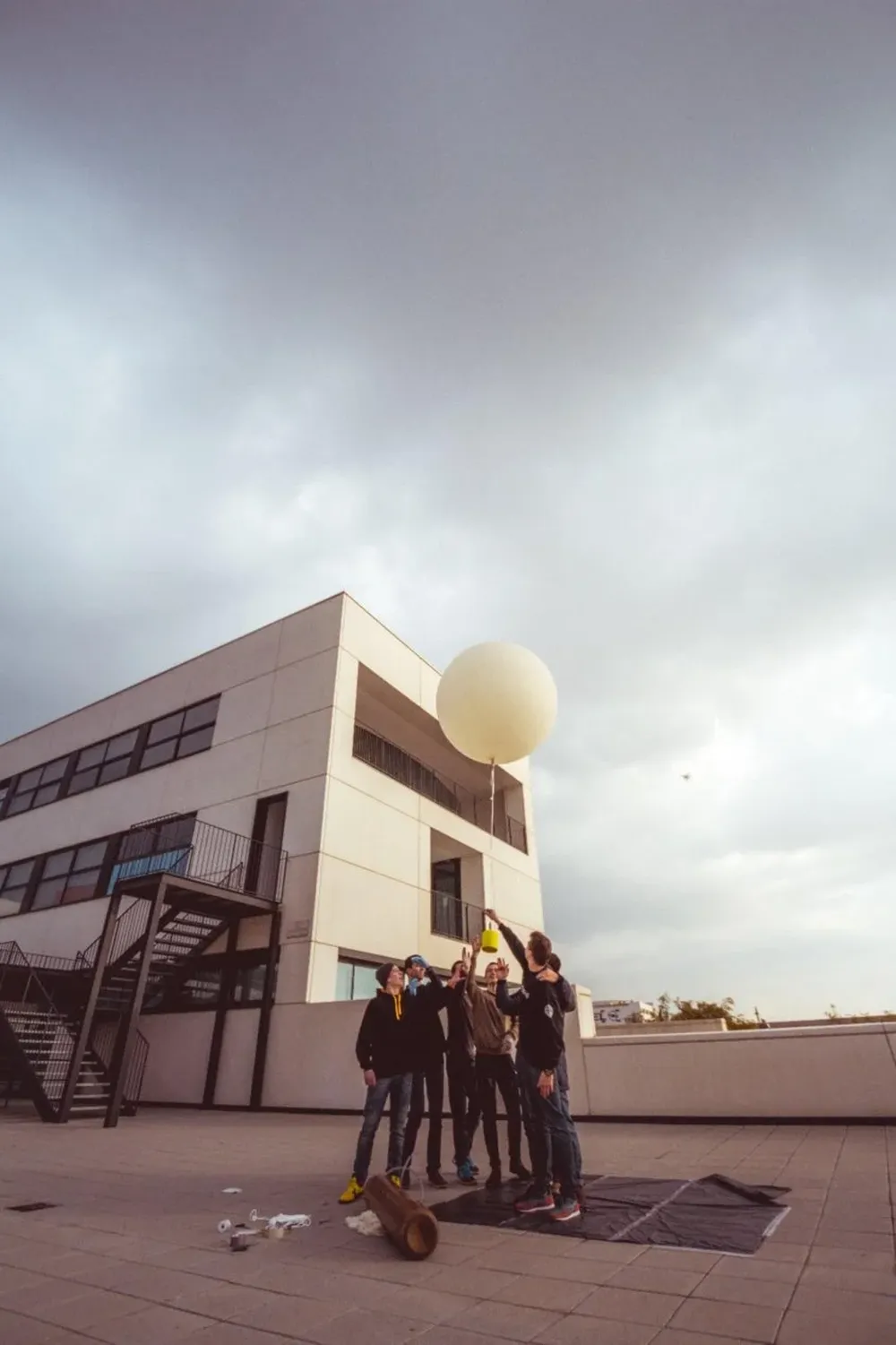 Primer lanzamiento the Fly me to the moon