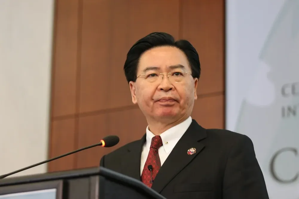 El ministro de Relaciones Exteriores de Taiwán, Joseph Wu, rechazó declaraciones de Elon Musk sobre la pertenencia de la isla a China.