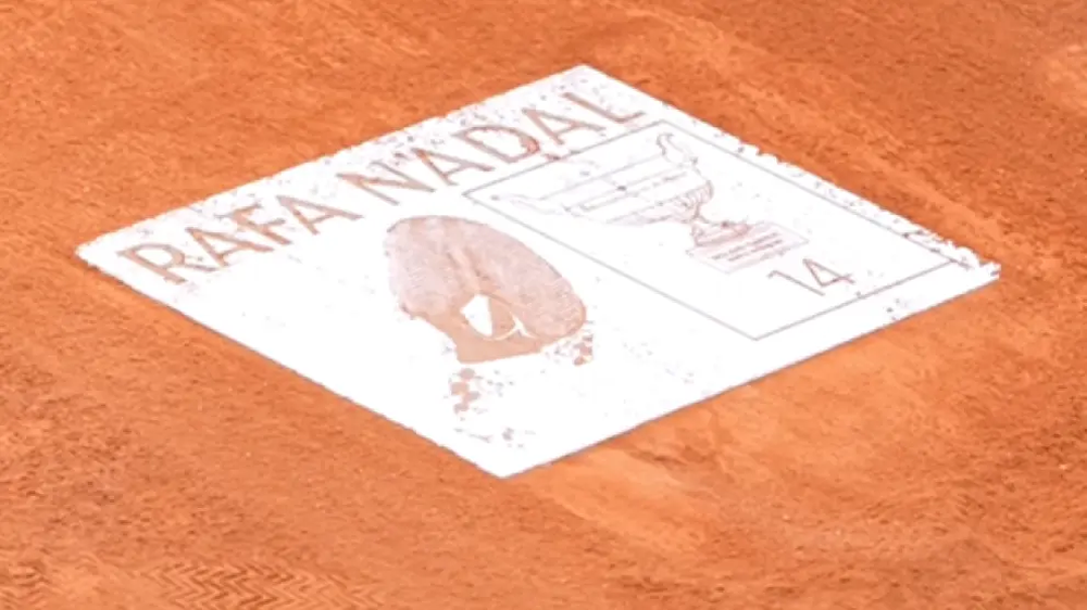 Furor y admiración entre los tenistas con la huella de Rafa Nadal en Roland Garros.