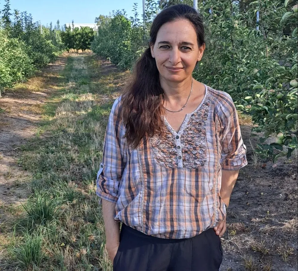 Grisel Moizo en su granja en Melilla.