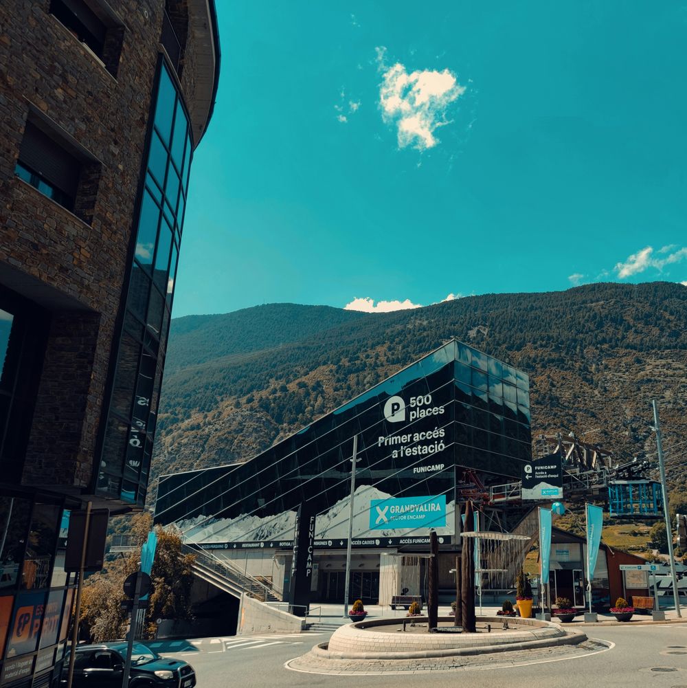 El Gobierno de Andorra ofrece empleo a quienes desean emigrar y trabajar en el sector hotelero.