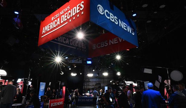 La sala de spinning del CBS Broadcast Center antes del debate vicepresidencial en Nueva York.