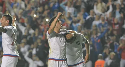 el periodista brasileno que emociona a los hinchas de nacional