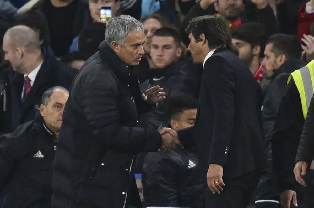 El diálogo de Mourinho y Conte en Stamford Bridge